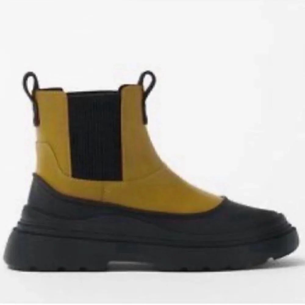 Zara Girls Kids Green & Black Ankle Boots Size 35,2.5)